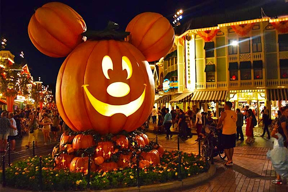 Eat your way through Halloween at Disneyland California Lonely
